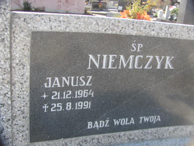 Janusz Niemczyk 1964 Goleszów ewangelicki - Grobonet - Wyszukiwarka osób pochowanych